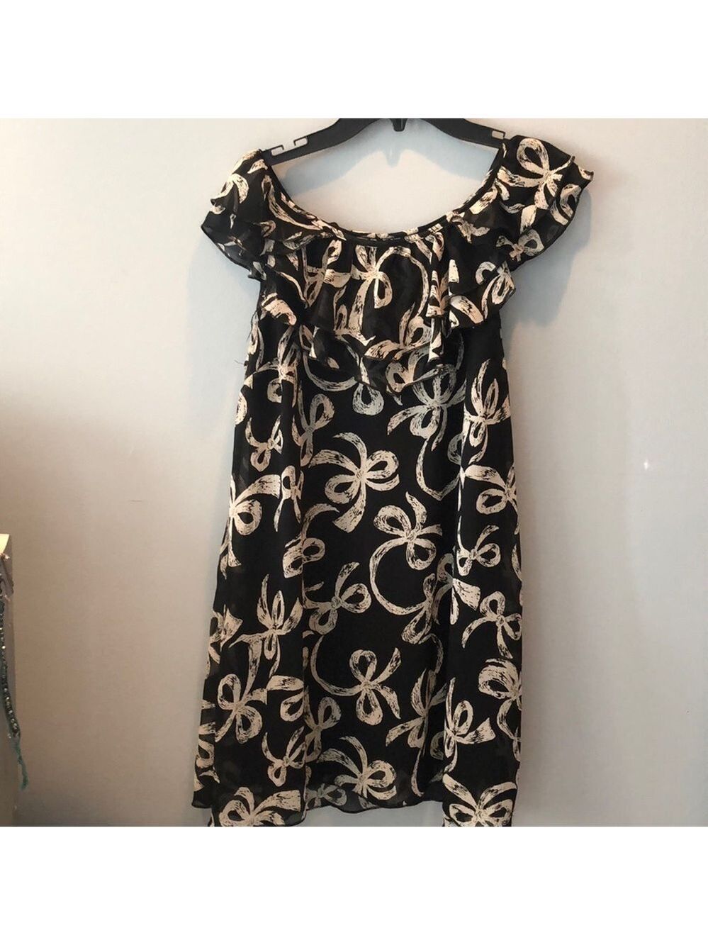 𝅺JANETTE John 3:16 small ruffled mini dress size S